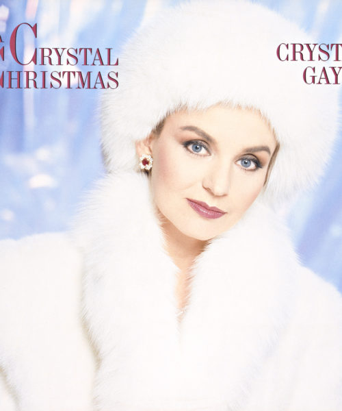 Crystal Gayle Reissues “A Crystal Christmas” in Time for the Holidays