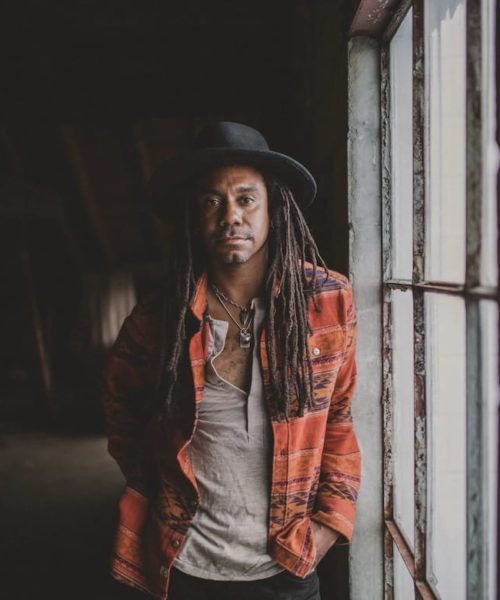 Julian Taylor Releases New Single, “Seeds ft. Carsen Gray,” Acoustic Collection + Tour Dates