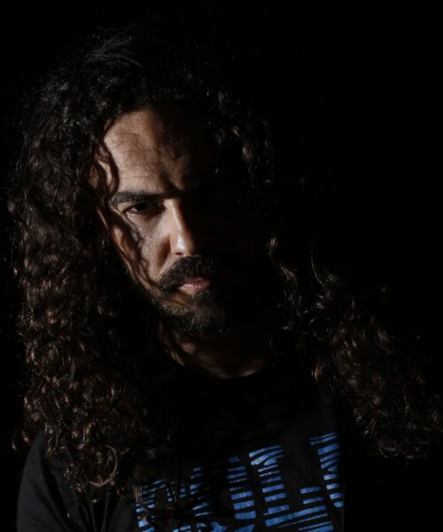 Breaking Boundaries: Hani Abadi Unveils Acoustic Brilliance with Tiamat Album